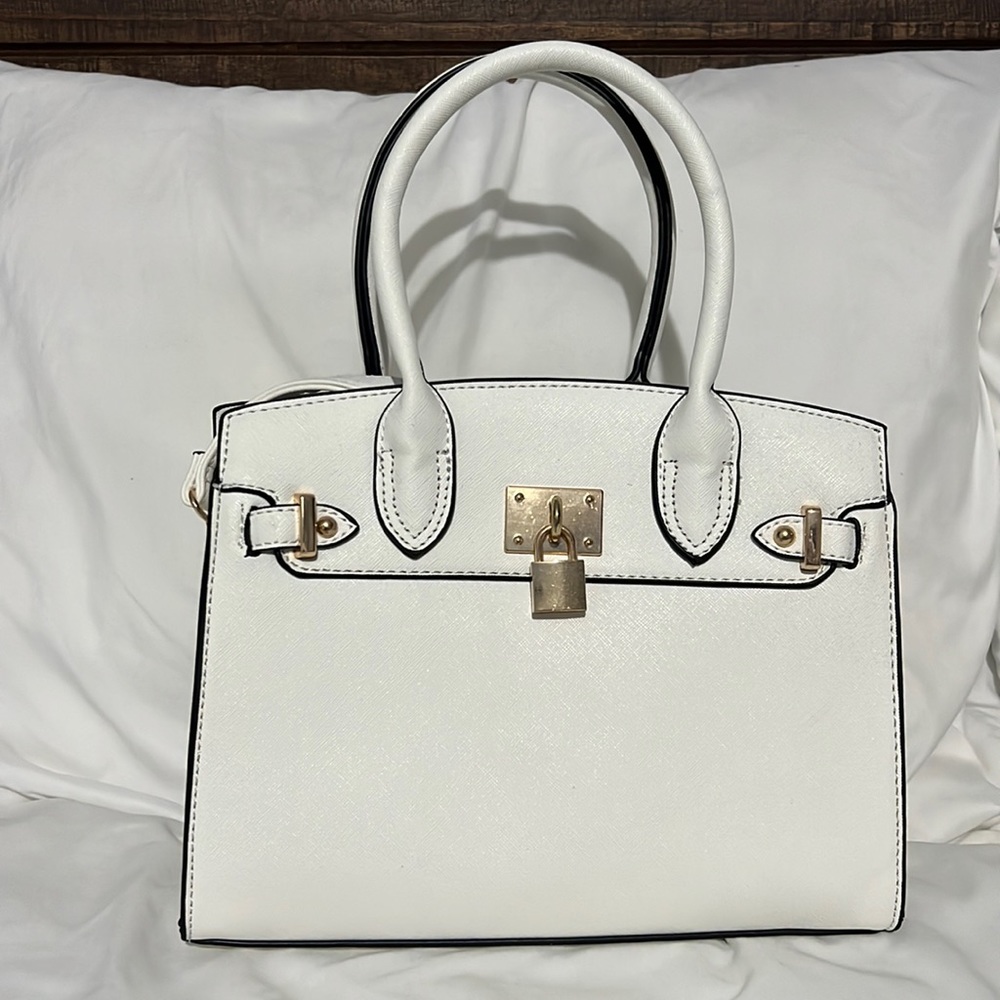 Just Fab purse